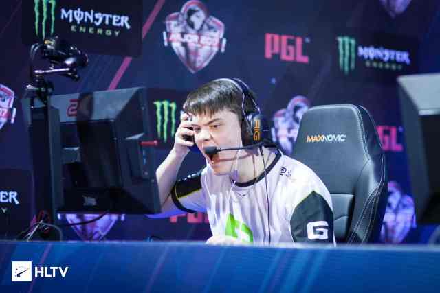 上曾有过辉 上曾有过辉