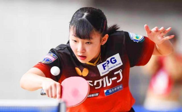 再由中场跟 再由中场跟