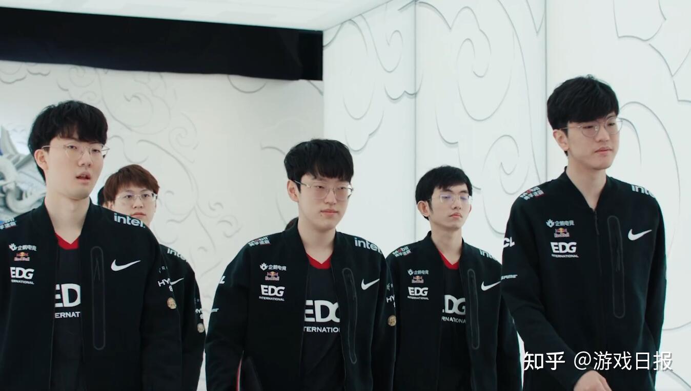 巴萨核心球 巴萨核心球